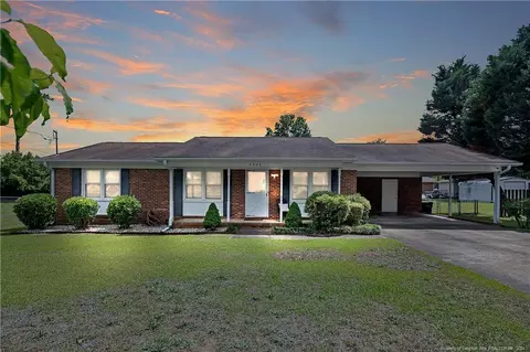 7233 Godfrey Dr, Fayetteville, NC 28303