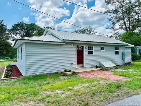 401 Warfield St, Spring Lake, NC 28390