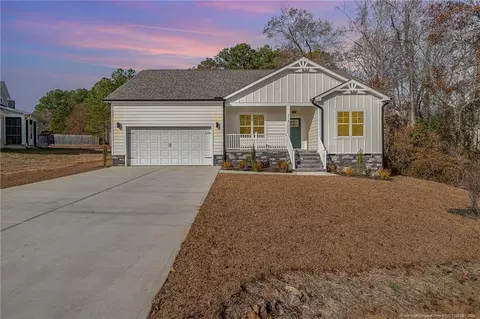 214 Willow Ridge Dr, Sanford, NC 27332