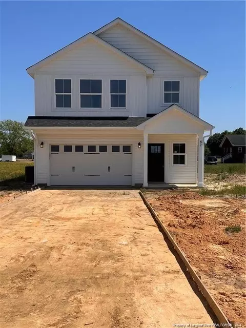 22 Fortis Dr, Parkton, NC 28371