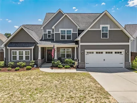 103 Courtyard Cir, Aberdeen, NC 28315