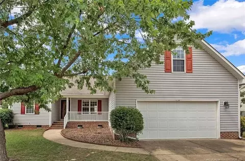 5430 Biscoe St, Hope Mills, NC 28348