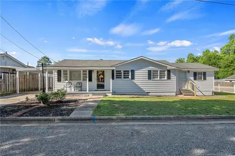 309 W Pittman St, Saint Pauls, NC 28384