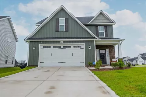 1681 Seattle Slew Ln, Hope Mills, NC 28348