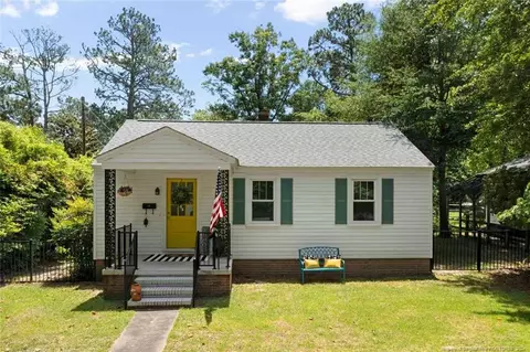 875 N May St, Southern Pines, NC 28387