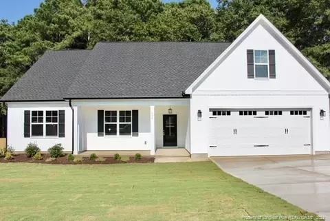 424 Cottle Lake Dr, Coats, NC 27521