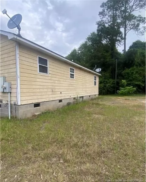 644 NW Avenue Ave, White Oak, NC 28399