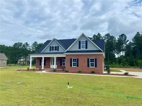 503 Autumn Leaf Ct, Lumberton, NC 28358