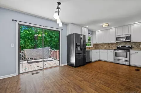 76 Doris Dr, Bunnlevel, NC 28323 photo 8