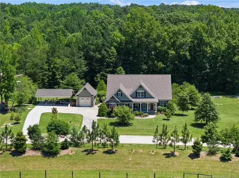 70 Shartree Farms Ln, Louisburg, NC 27549
