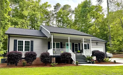 2405 Overbrook Ln, Sanford, NC 27330