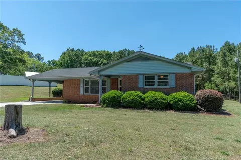 6682 Cool Springs Rd, Broadway, NC 27505