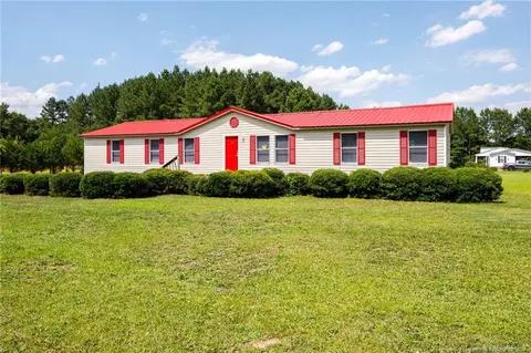 10 Chisholm Dr, Pembroke, NC 28372