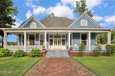 112 N Peachtree St, Red Springs, NC 28377