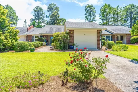 55 Mockingbird Ct, Pinehurst, NC 28374