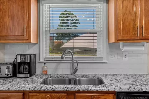 112 Eileen Dr, Spring Lake, NC 28390 photo 10