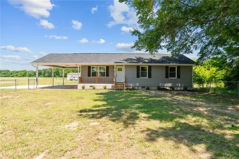 144 Vann Ln, Dunn, NC 28334