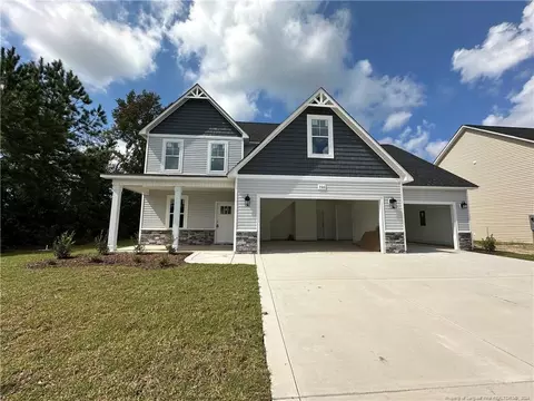 366 Lyman Dr, Fayetteville, NC 28312