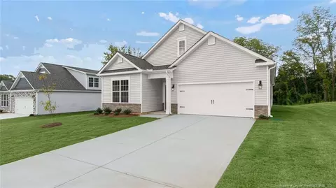 412 Thistle Meadow Ln, Aberdeen, NC 28315