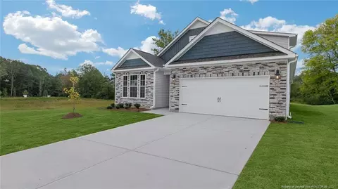 418 Thistle Meadow Ln, Aberdeen, NC 28315