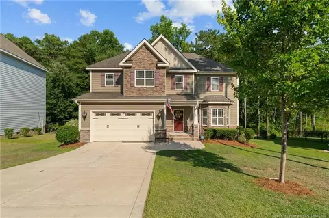 14 Valley Brook Ln, Spring Lake, NC 28390