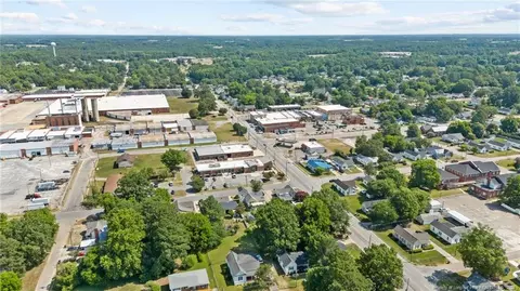 111 W D St, Erwin, NC 28339 photo 38