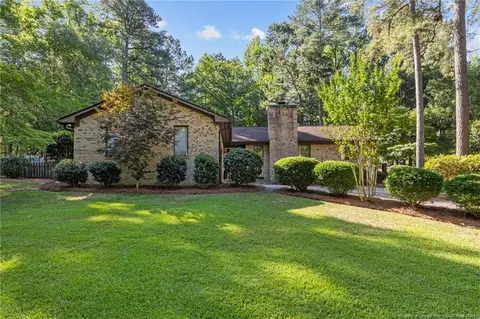 445 Broadmeade Dr, Southern Pines, NC 28387