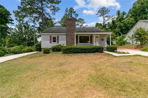 334 Pinecrest Dr, Fayetteville, NC 28305