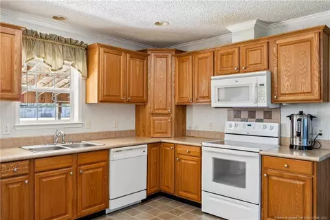 740 Brookgreen Ln, Cameron, NC 28326 photo 4
