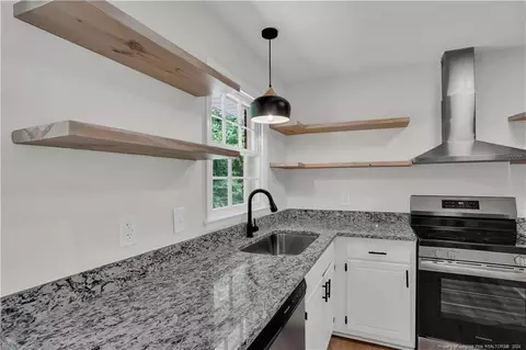 717 Curtis Cir, Spring Lake, NC 28390 photo 16