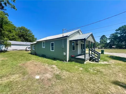 Other - 111 E Central St, Maxton, NC 28364 photo 1 of 4