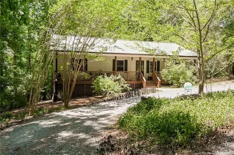 781 Woodrun Dr, Mount Gilead, NC 27306