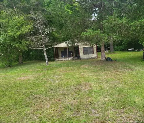 5827 E Cedar Creek Rd E, Fayetteville, NC 28312