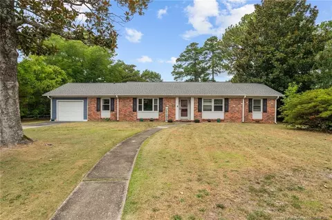 6305 Dorset Ave, Fayetteville, NC 28303