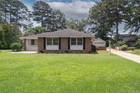 1004 Asbury Rd, Eastover, NC 28312