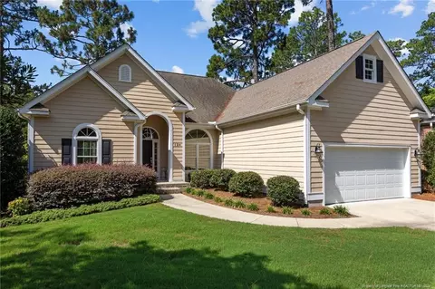 124 Belmont Ct, Southern Pines, NC 28387