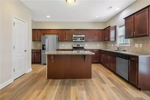 Kitchen - 307 Crane Way, Bunnlevel, NC 28323 photo 2 of 4