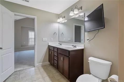 Bath - 307 Crane Way, Bunnlevel, NC 28323 photo 1 of 2