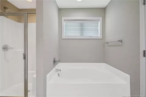 Bath - 307 Crane Way, Bunnlevel, NC 28323 photo 2 of 2