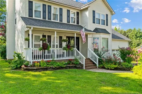 138 Cattie Dr, Cameron, NC 28326