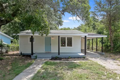207 S 5th St, Spring Lake, NC 28390