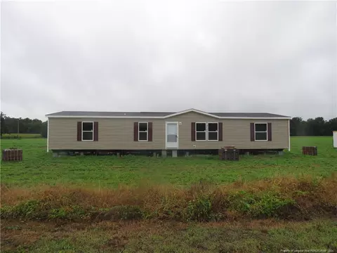 406 Barker Church Rd, Lumberton, NC 28358