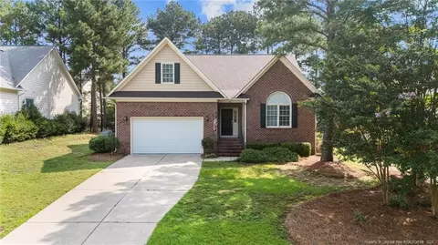 555 Whispering Pines Dr, Spring Lake, NC 28390