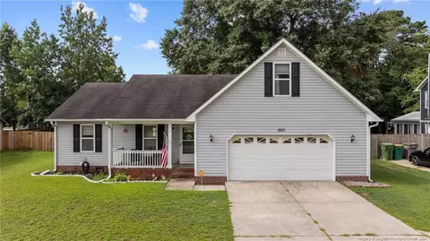 5511 Ballentine St, Hope Mills, NC 28348