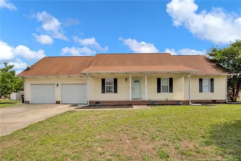 201 2 Hours Ct, Raeford, NC 28376