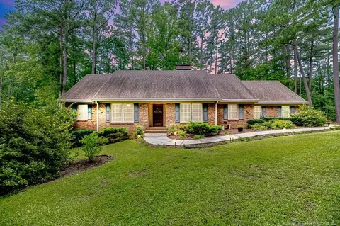 1501 Brentwood Pl, Sanford, NC 27330