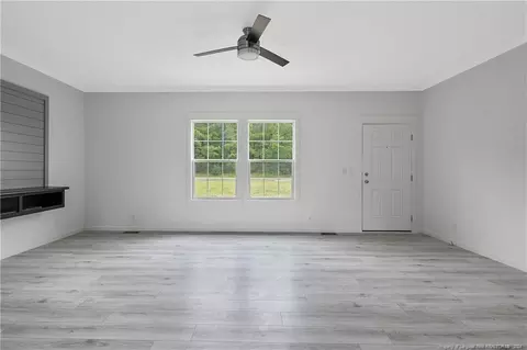 829 Loop Rd, Bunnlevel, NC 28323 photo 8