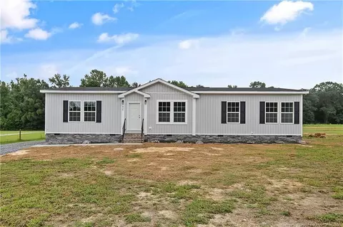 829 Loop Rd, Bunnlevel, NC 28323