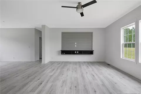 829 Loop Rd, Bunnlevel, NC 28323 photo 6