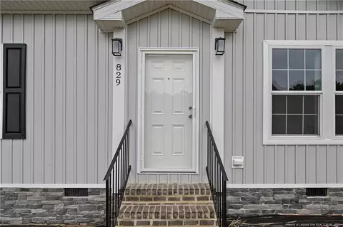 829 Loop Rd, Bunnlevel, NC 28323 photo 3